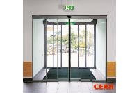 Автоматическая раздвижная дверь dormakaba TST FLEX, двухстворчатая телескопическая, боковой экран, триплекс 8мм