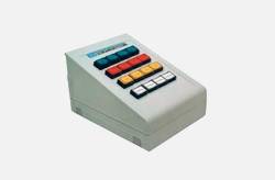 Четырехкнопочная панель управления Elka Desktop для четырех шлагбаумов