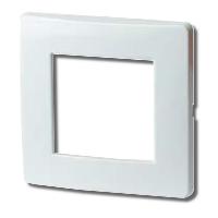 Рамка на 2 модуля DKC 75010W, одноместная, белая Рамка на 2 модуля DKC 75010W, одноместная, белая