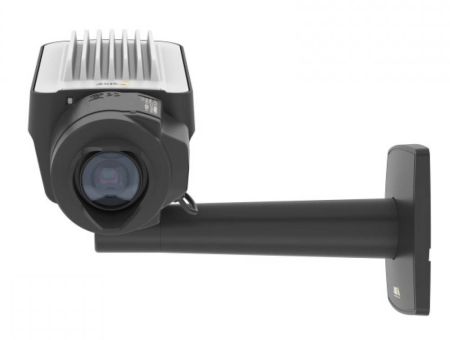 Сетевая IP-видеокамера Axis Q1647