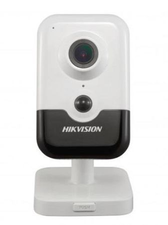 Компактная IP-видеокамера 2Мп HikVision DS-2CD2423G0-I (2.8 мм) с EXIR-подсветкой