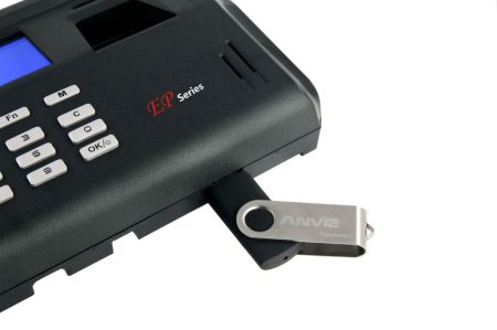 Портативная биометрическая система учета рабочего времени Anviz EP300