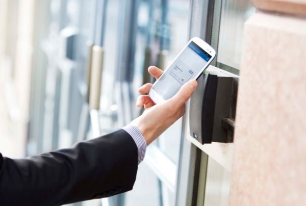 Система учета рабочего времени по мобильным идентификаторам на базе контроллера Эра на 1 дверь