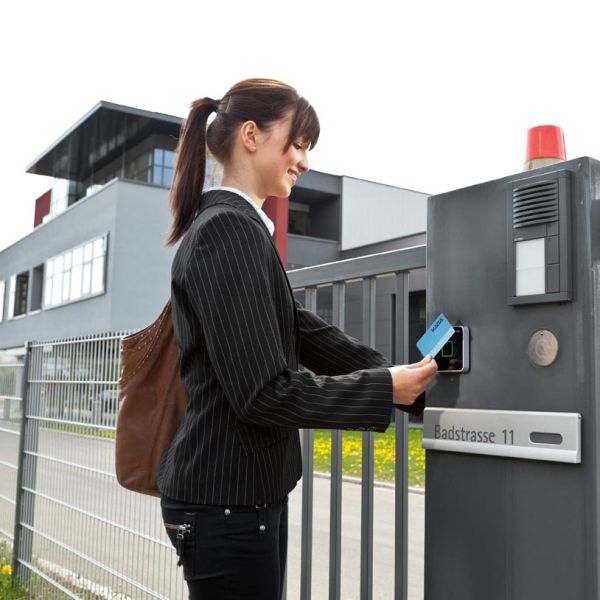 Считыватель dormakaba 9110-K5 MRD, для работы с ПО Exos