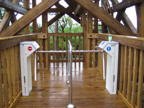 Двухштанговый турникет Gotschlich Compact 2-Arm