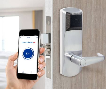 Электронный замок dormakaba Saflok RT Plus ESM, черный (79PS03012EF30-BK)