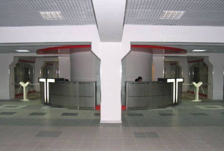 Турникет-трипод PERCo-TTR-04.1E из окрашенной стали, черный с блестками (с планками Антипаника)