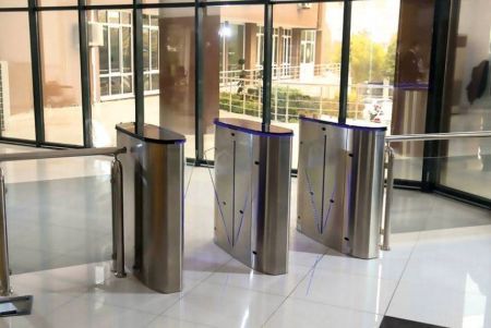 Центральный модуль раздвижного турникета Came Sliding Gate GL, 550 мм (SGL02C)