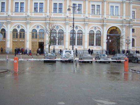 Шлагбаум автоматический скоростной Фантом Спринт-Арктик SА3000 с круглой стрелой 3 метра