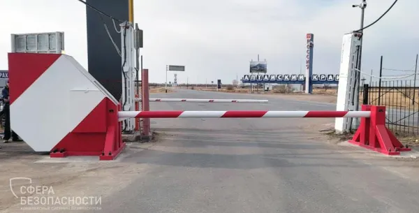 Противотаранный шлагбаум ПШВ-СБ 4000 вертикальный, электромеханический, 20 тонн