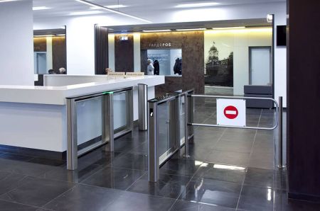 Стационарное ограждение PERCo BH02 (1425мм) с заполнением