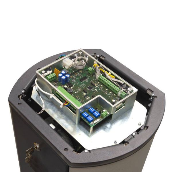 Шлагбаум автоматический PERCo GS04.1 с круглой стрелой 4.3 м и встроенной системой обогрева