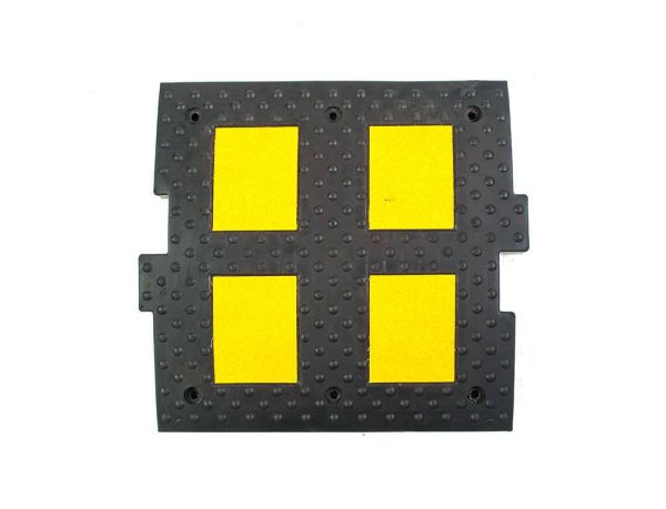 Искусственная дорожная неровность ИДН-500-1 армированная (центральный элемент)