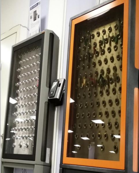 Электронная ключница Промет KMS-100 с терминалом AC-1100