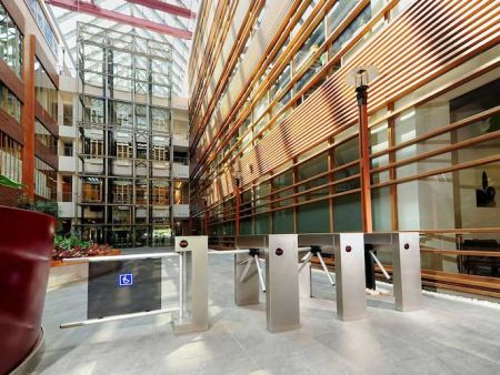 Турникет-калитка моторизованная Came SALOON 705 для маломобильных граждан