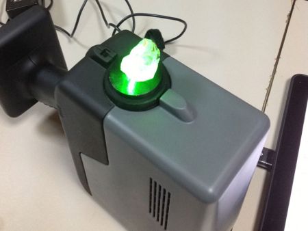 Портативный рамановский анализатор химических веществ и материалов ХимЭксперт