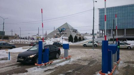 Шлагбаум автоматический скоростной Фантом Спринт S3000 с круглой стрелой 3 метра