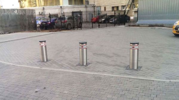 Электромеханический боллард BFT STOPPY MBB/ DACOTA 220/700 из нерж. стали с подсветкой