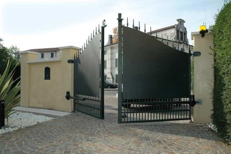 Линейный самоблокирующийся привод Came KR310D для правой створки