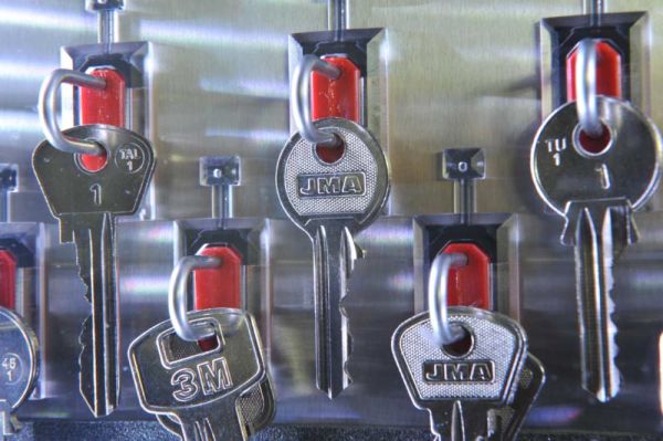 Электронная ключница KeyGuard на 100 ключей, модульная