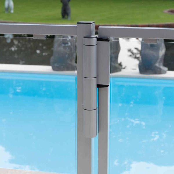 Гидравлический доводчик Locinox Mammoth и петля два-в-одном, 180° Гидравлический доводчик Locinox Mammoth и петля два-в-одном, 180°