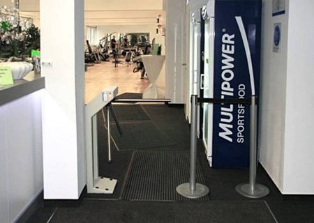 Турникет-трипод PERCo-T-5 из окрашенной стали (с планками черного цвета)