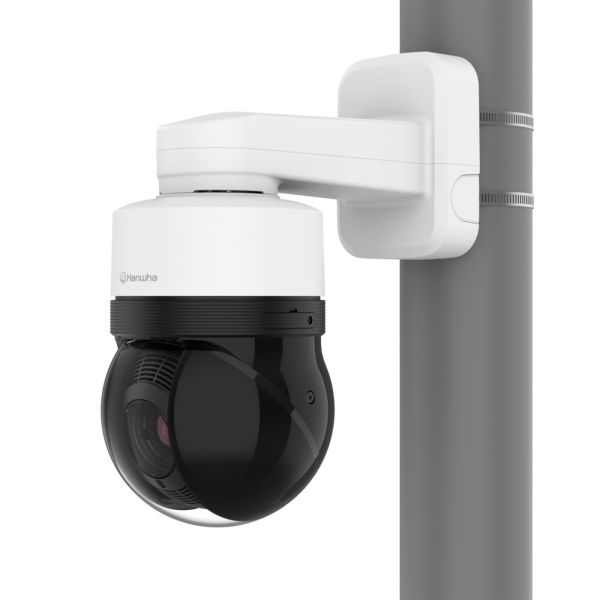 Антивандальная PTZ-видеокамера 8Мп Wisenet XNP-C9310R с искусственным интеллектом