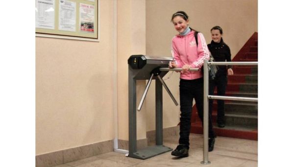 Электронная проходная PERCo-KT02.3 для школы (минимальная комплектация)