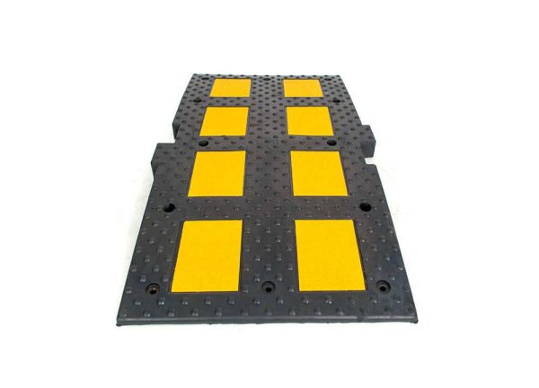 Искусственная дорожная неровность ИДН-900-1 армированная (центральный элемент)