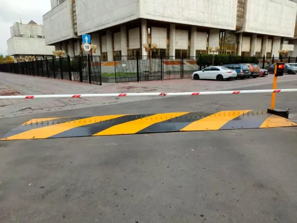 Препятствие противотаранное ППШ-СБ 3500 шипованное, электромеханическое